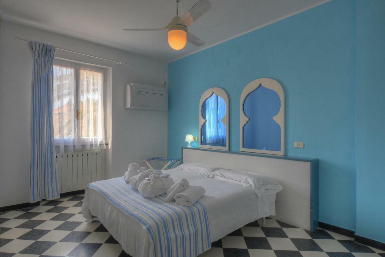 Hotel Arabesque Вариготи Екстериор снимка