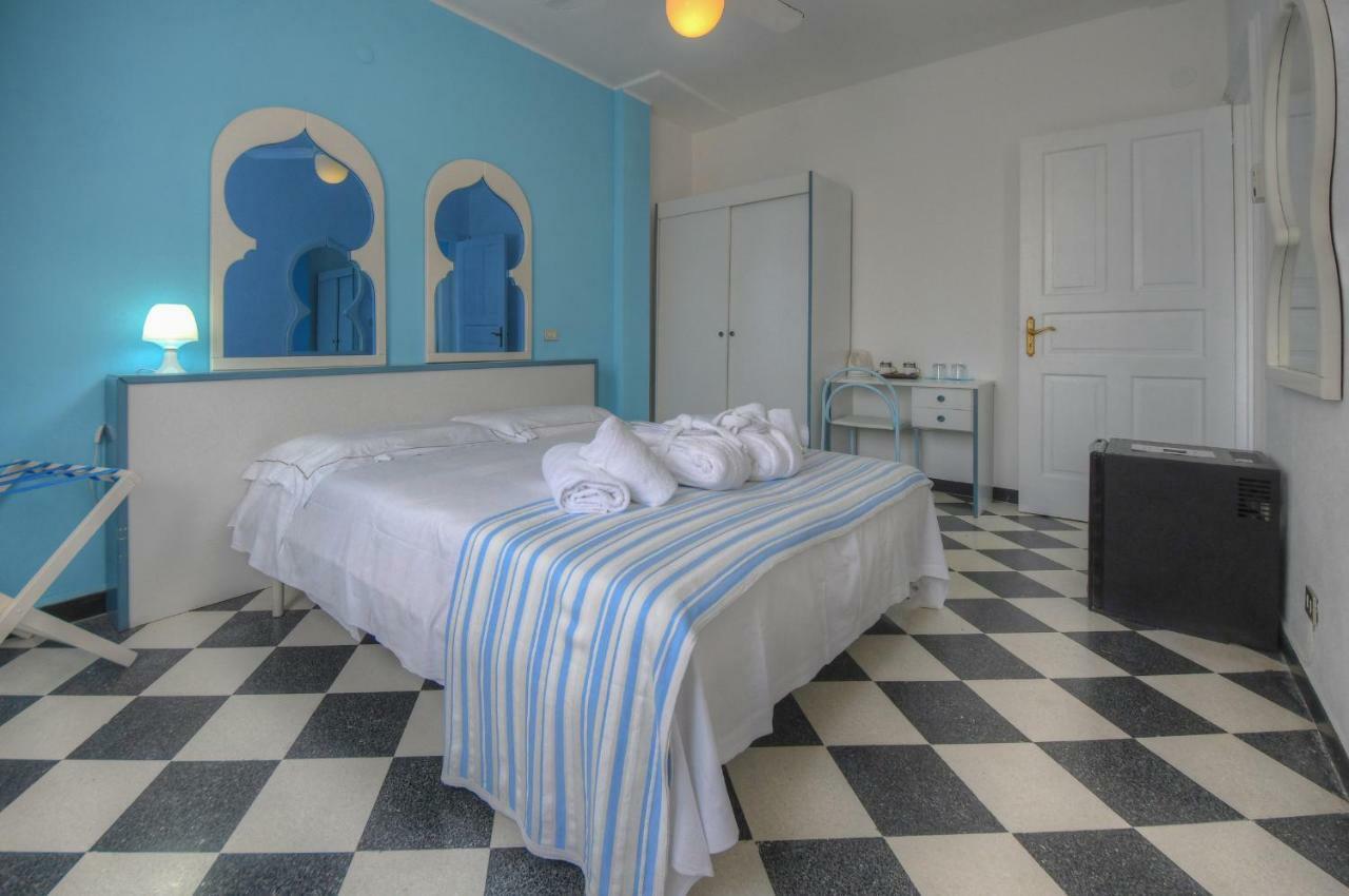 Hotel Arabesque Вариготи Екстериор снимка